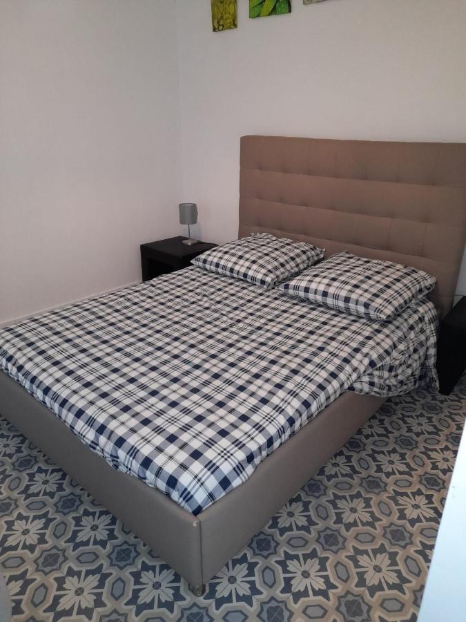 Appartement Cosy Et Lumineux Tours Esterno foto